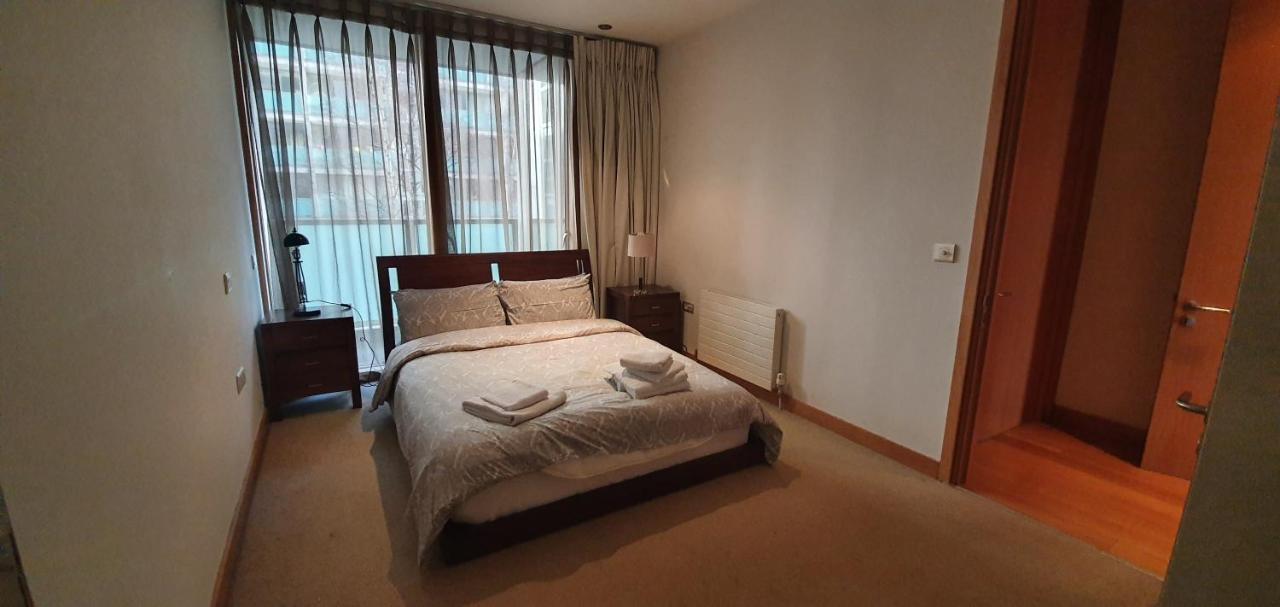 Central Prime King Size Apartment ダブリン エクステリア 写真